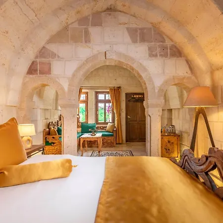 Helen Cave 2* Goreme
