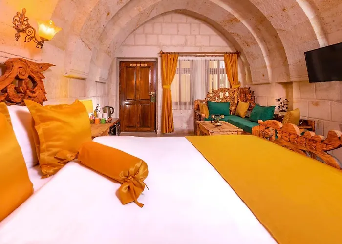 Helen Cave 2* 格雷梅