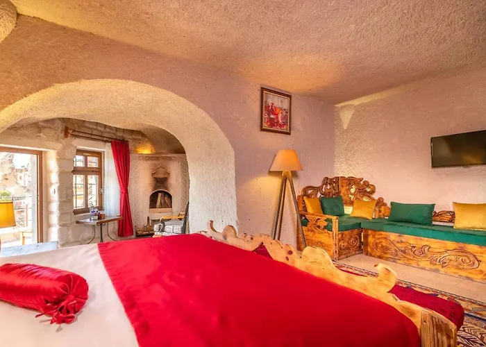 Helen Cave 格雷梅